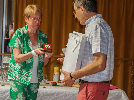 Remise de la médaille de la ville