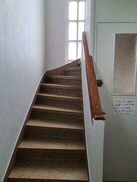 Escalier d'accès à l'appartement