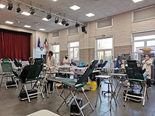 Don du sang dans la salle des Fêtes de Houplin-Ancoisne
